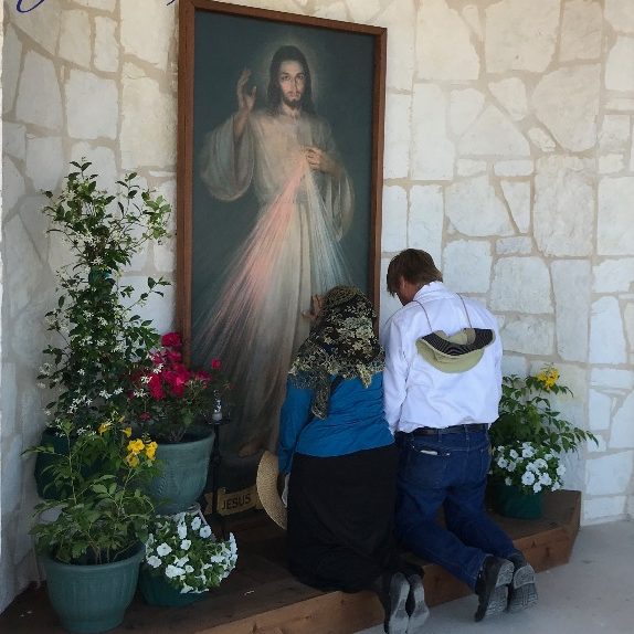 Veneration of the Divine Mercy Image