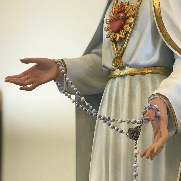 Our Lady of Fatima Statue - Rosary